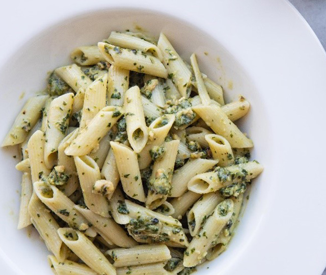 Fesleğen soslu makarna tarif detay sayfası görseli